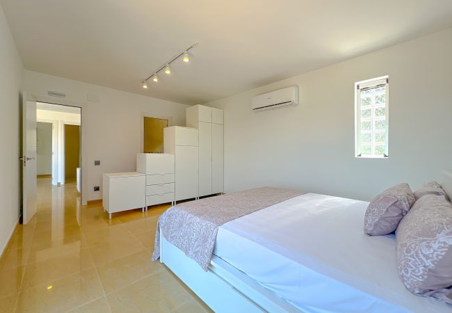 Villa a maçanet de la selva - Vivalidays Dali - Costa Brava Villa a maçanet de la selva - Vivalidays Dali - Costa Brava