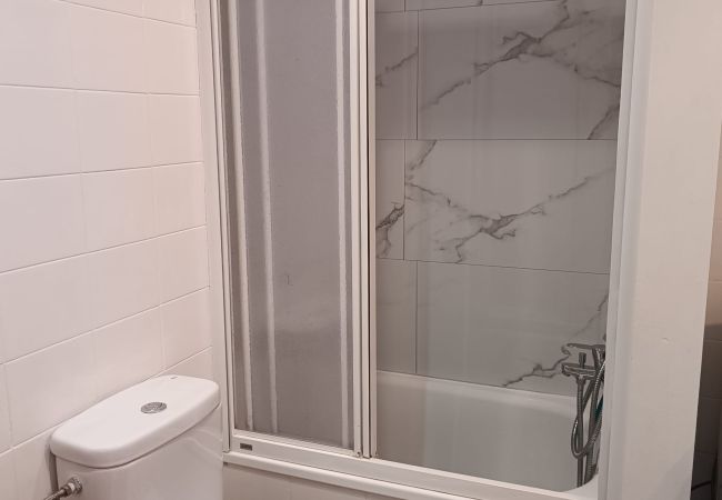 Appartamento a Lloret de Mar - Vivalidays Jocelyne - Fenals - LLoret de Mar Appartamento a Lloret de Mar - Vivalidays Jocelyne - Fenals - LLoret de Mar