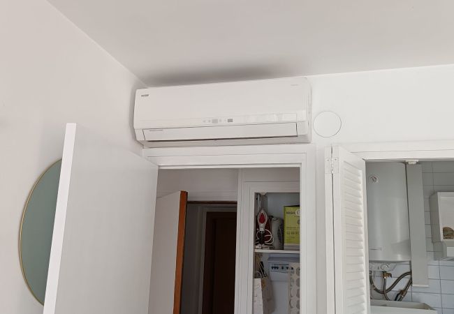 Appartamento a Lloret de Mar - Vivalidays Jocelyne - Fenals - LLoret de Mar Appartamento a Lloret de Mar - Vivalidays Jocelyne - Fenals - LLoret de Mar