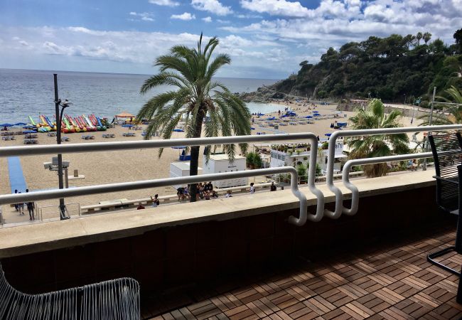 Апартаменты на Льорет дель Мар / Lloret de Mar - Vivalidays Rosalia - LLoret de Mar - Costa Апартаменты на Льорет дель Мар / Lloret de Mar - Vivalidays Rosalia - LLoret de Mar - Costa