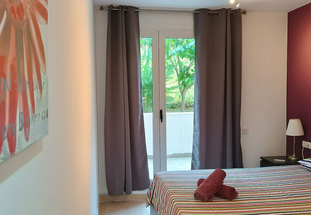 Апартаменты на Льорет дель Мар / Lloret de Mar - Vivalidays Remei - Fenals - LLoret de Mar Апартаменты на Льорет дель Мар / Lloret de Mar - Vivalidays Remei - Fenals - LLoret de Mar