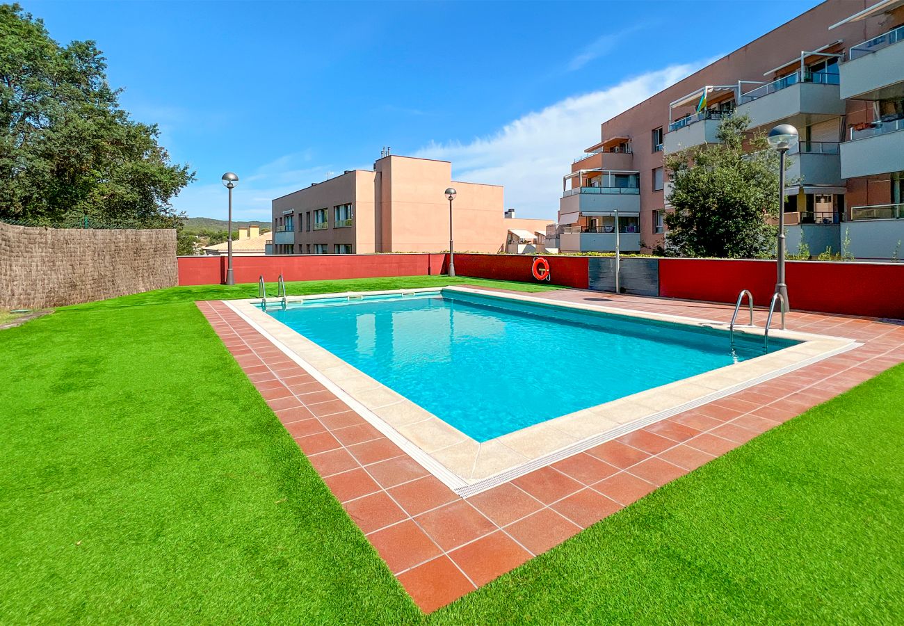 Апартаменты на Льорет дель Мар / Lloret de Mar - Vivalidays Remei - Fenals - LLoret de Mar