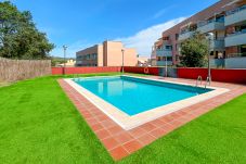 Апартаменты на Льорет дель Мар / Lloret de Mar - Vivalidays Remei - Fenals - LLoret de Mar