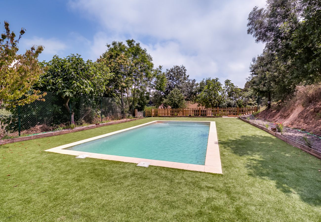 Дом на Palafolls - Vivalidays Villa Can Palomo Дом на Palafolls - Vivalidays Villa Can Palomo