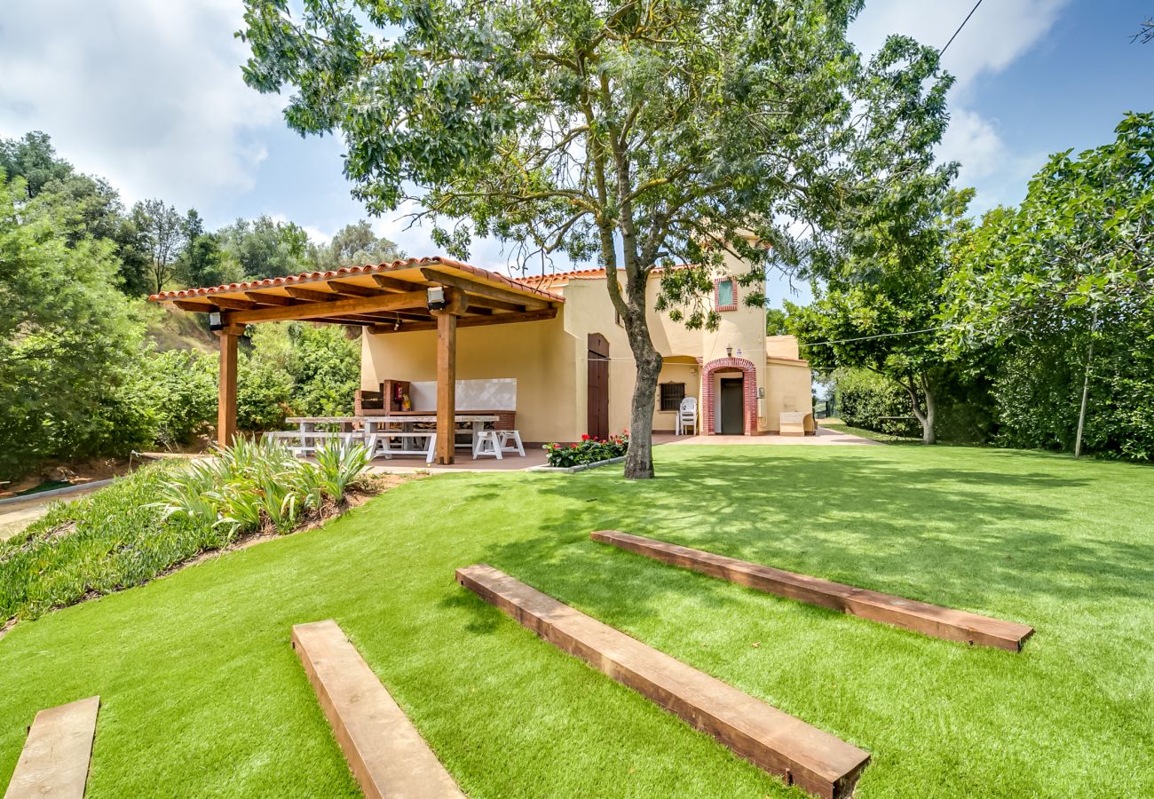 Дом на Palafolls - Vivalidays Villa Can Palomo Дом на Palafolls - Vivalidays Villa Can Palomo