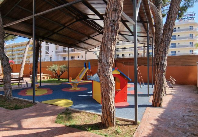 Апартаменты на Santa Susana - Vivalidays Luis - Santa Susanna Апартаменты на Santa Susana - Vivalidays Luis - Santa Susanna