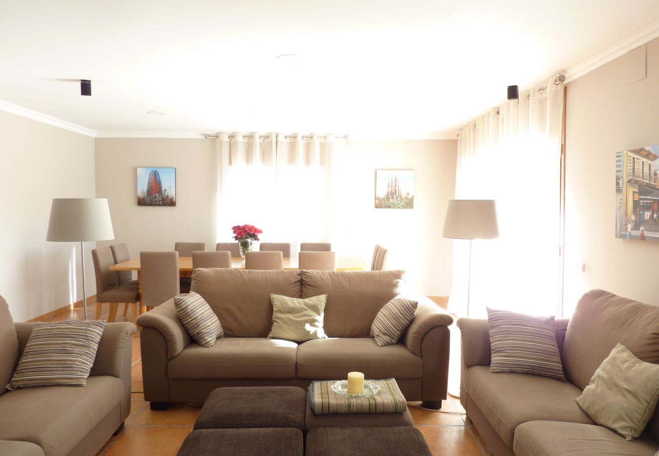 Вилла на Tordera - Vivalidays Villa Kiros Вилла на Tordera - Vivalidays Villa Kiros