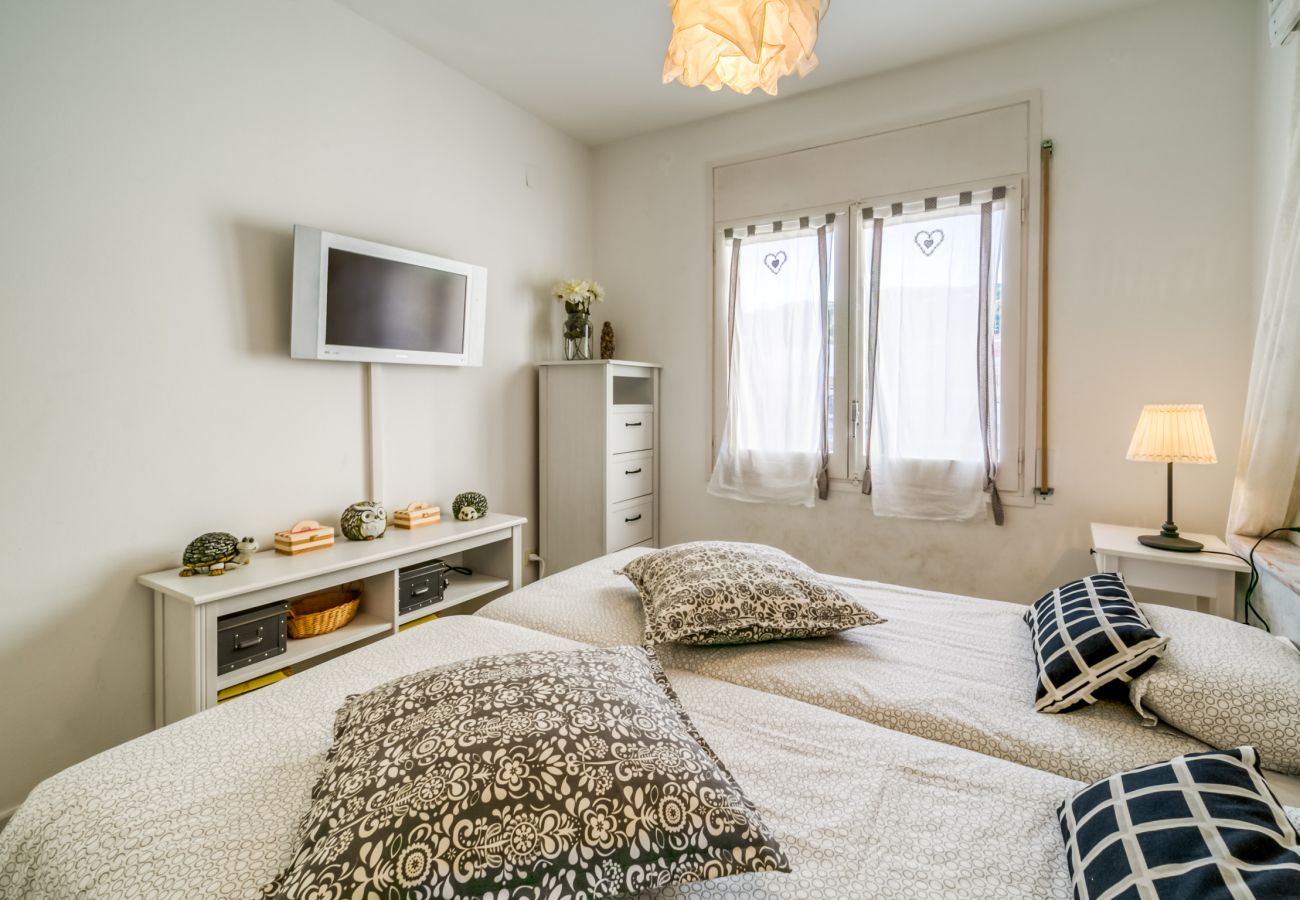 Апартаменты на Calella - Vivalidays Ilaria - Calella Апартаменты на Calella - Vivalidays Ilaria - Calella