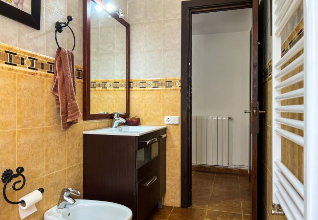 Шале на Sant Cebrià de Vallalta - Vivalidays Casa Ricardo Шале на Sant Cebrià de Vallalta - Vivalidays Casa Ricardo