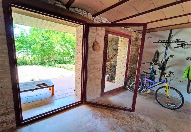 Коттедж на Mieres - Vivalidays Casa Rural Anna   Mieres  Gerona Коттедж на Mieres - Vivalidays Casa Rural Anna   Mieres  Gerona