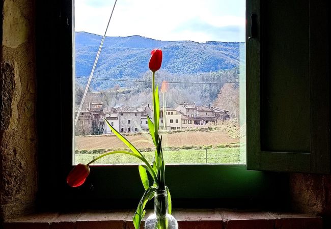 Коттедж на Mieres - Vivalidays Casa Rural Anna   Mieres  Gerona Коттедж на Mieres - Vivalidays Casa Rural Anna   Mieres  Gerona