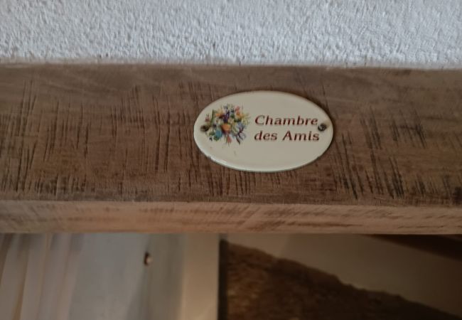 Коттедж на Mieres - Vivalidays Casa Rural Anna   Mieres  Gerona Коттедж на Mieres - Vivalidays Casa Rural Anna   Mieres  Gerona