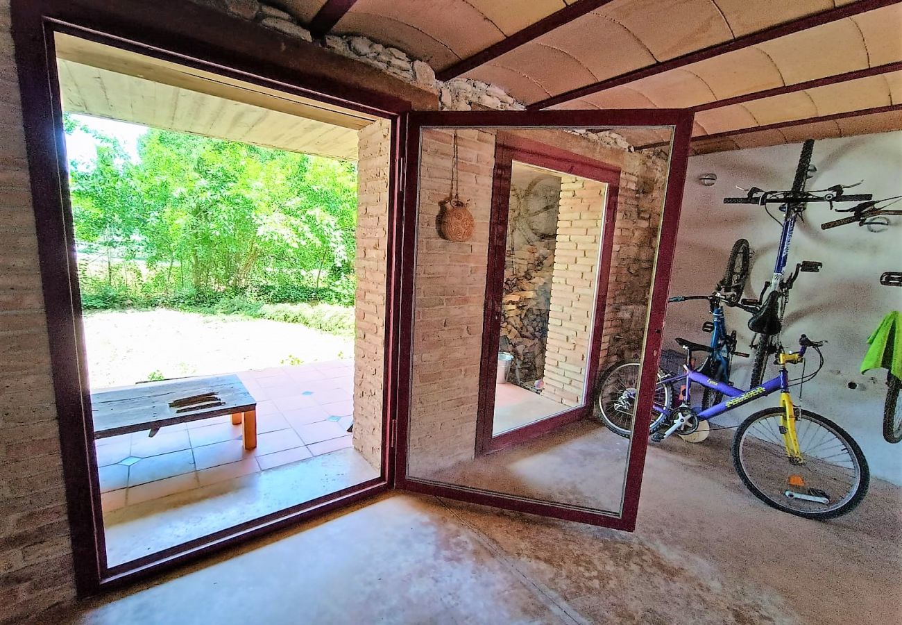 Коттедж на Mieres - Vivalidays Casa Rural Anna   Mieres  Gerona Коттедж на Mieres - Vivalidays Casa Rural Anna   Mieres  Gerona