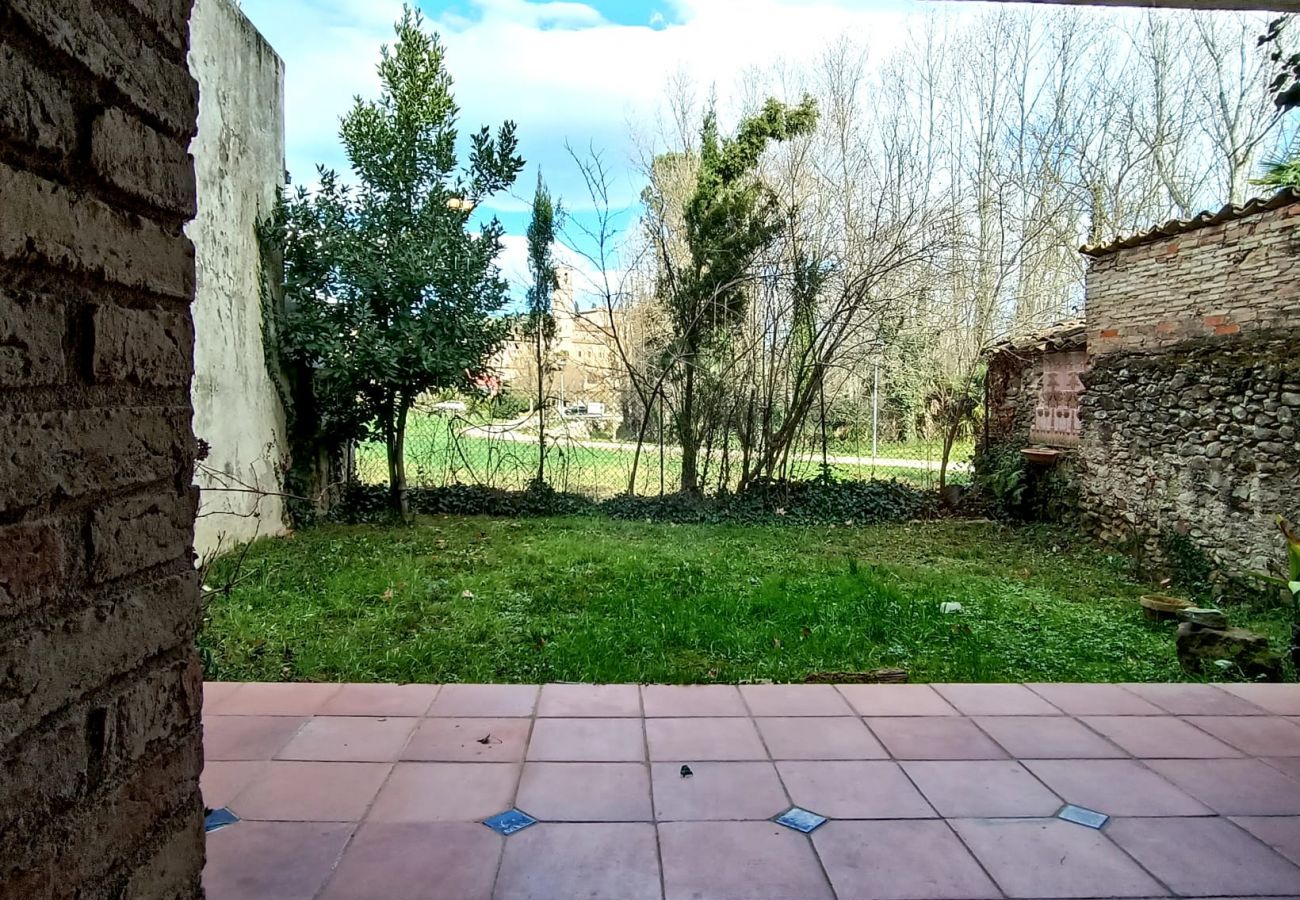 Коттедж на Mieres - Vivalidays Casa Rural Anna   Mieres  Gerona Коттедж на Mieres - Vivalidays Casa Rural Anna   Mieres  Gerona