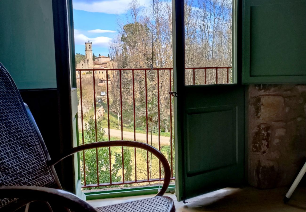 Коттедж на Mieres - Vivalidays Casa Rural Anna   Mieres  Gerona Коттедж на Mieres - Vivalidays Casa Rural Anna   Mieres  Gerona