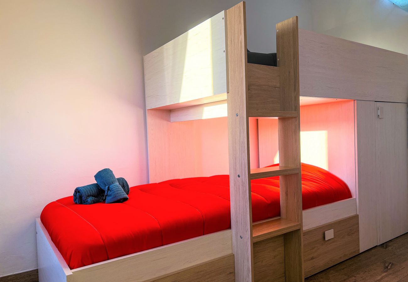 Апартаменты на Льорет дель Мар / Lloret de Mar - Vivalidays Kaylo - Fenals - LLoret de Mar Апартаменты на Льорет дель Мар / Lloret de Mar - Vivalidays Kaylo - Fenals - LLoret de Mar