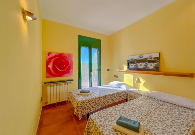 Дом на Palamós - Vivalidays Casa Palamos - Costa Brava Дом на Palamós - Vivalidays Casa Palamos - Costa Brava