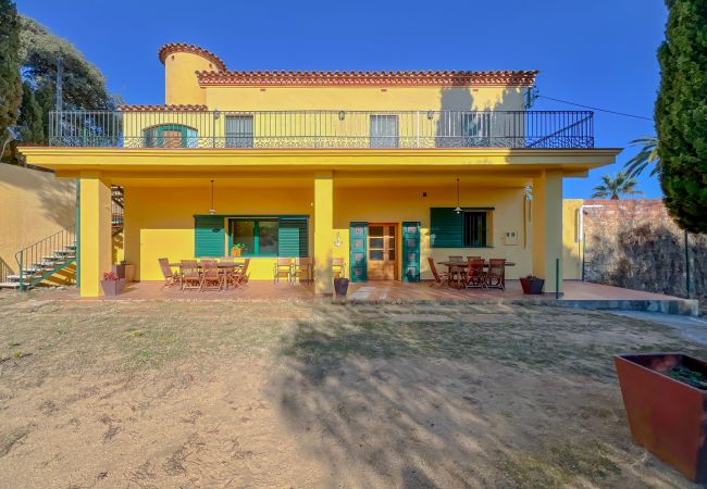 Дом на Palamós - Vivalidays Casa Palamos - Costa Brava Дом на Palamós - Vivalidays Casa Palamos - Costa Brava