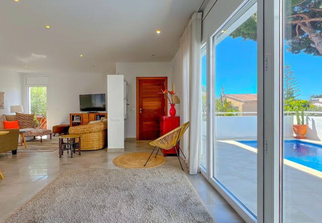 Дом на Pineda de Mar - Vivalidays Greco House - Pineda de Mar Дом на Pineda de Mar - Vivalidays Greco House - Pineda de Mar