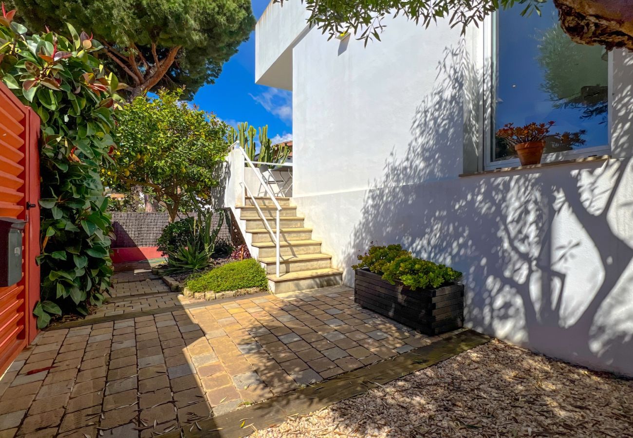 Дом на Pineda de Mar - Vivalidays Greco House - Pineda de Mar Дом на Pineda de Mar - Vivalidays Greco House - Pineda de Mar