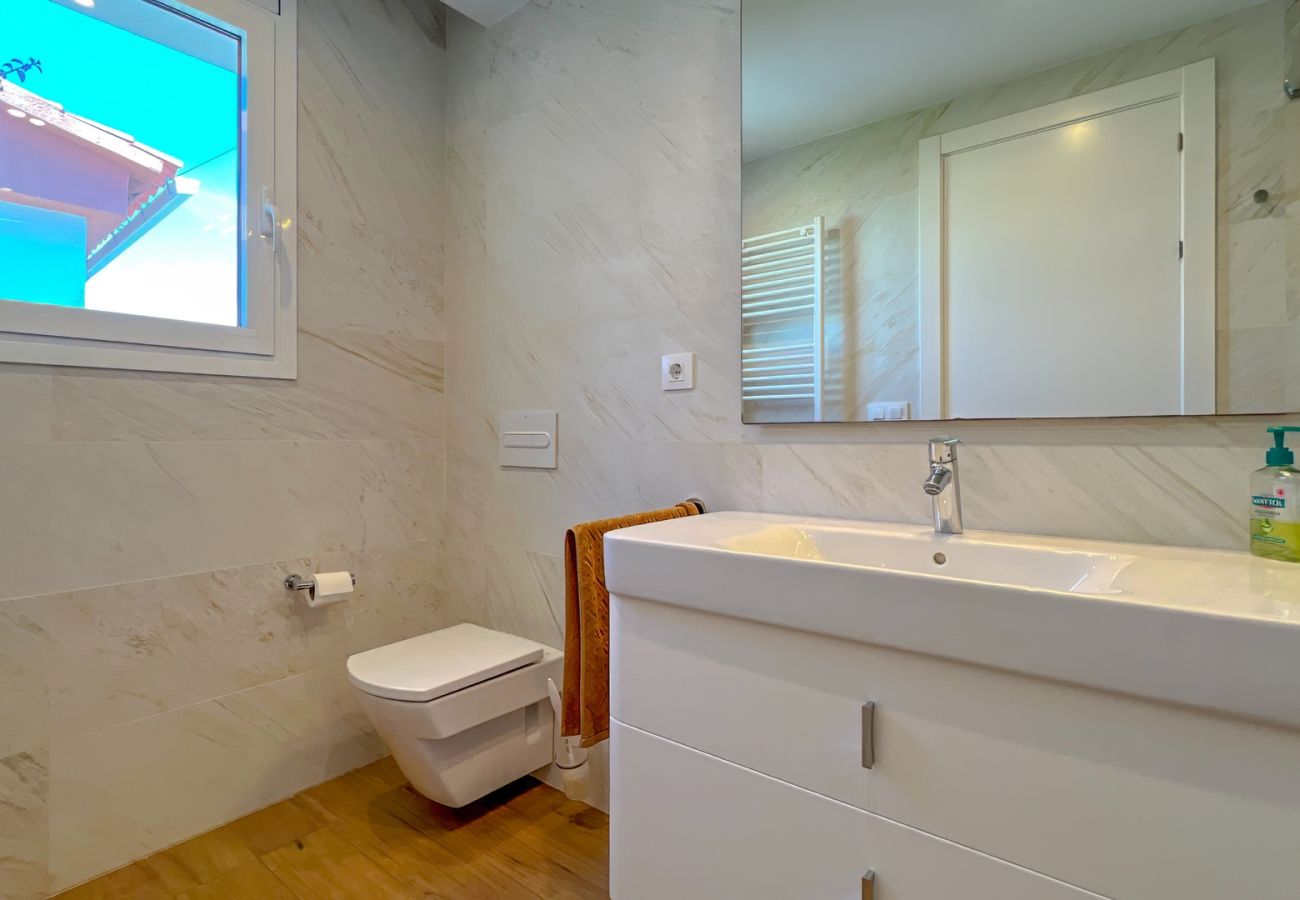 Дом на Pineda de Mar - Vivalidays Greco House - Pineda de Mar Дом на Pineda de Mar - Vivalidays Greco House - Pineda de Mar