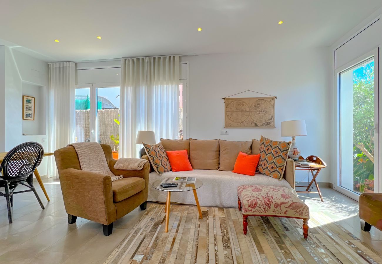 Дом на Pineda de Mar - Vivalidays Greco House - Pineda de Mar Дом на Pineda de Mar - Vivalidays Greco House - Pineda de Mar