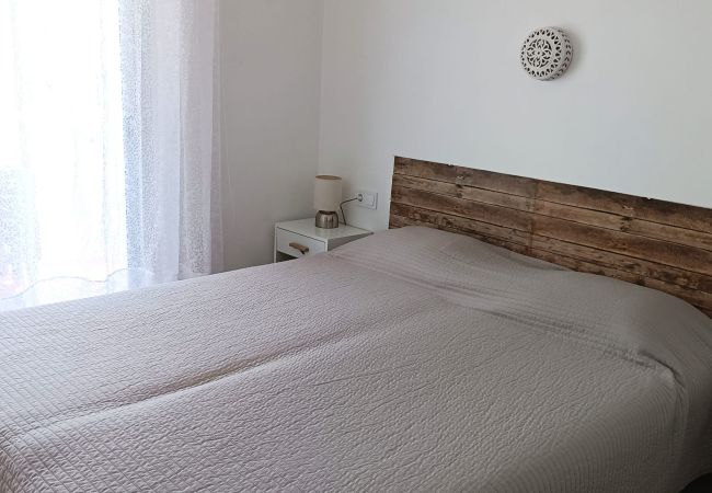 Апартаменты на Льорет дель Мар / Lloret de Mar - Vivalidays Jocelyne - Fenals - LLoret de Mar Апартаменты на Льорет дель Мар / Lloret de Mar - Vivalidays Jocelyne - Fenals - LLoret de Mar