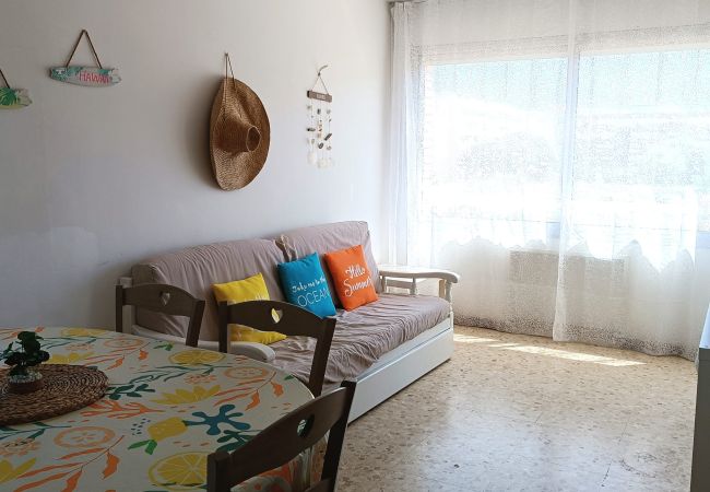 Апартаменты на Льорет дель Мар / Lloret de Mar - Vivalidays Jocelyne - Fenals - LLoret de Mar Апартаменты на Льорет дель Мар / Lloret de Mar - Vivalidays Jocelyne - Fenals - LLoret de Mar