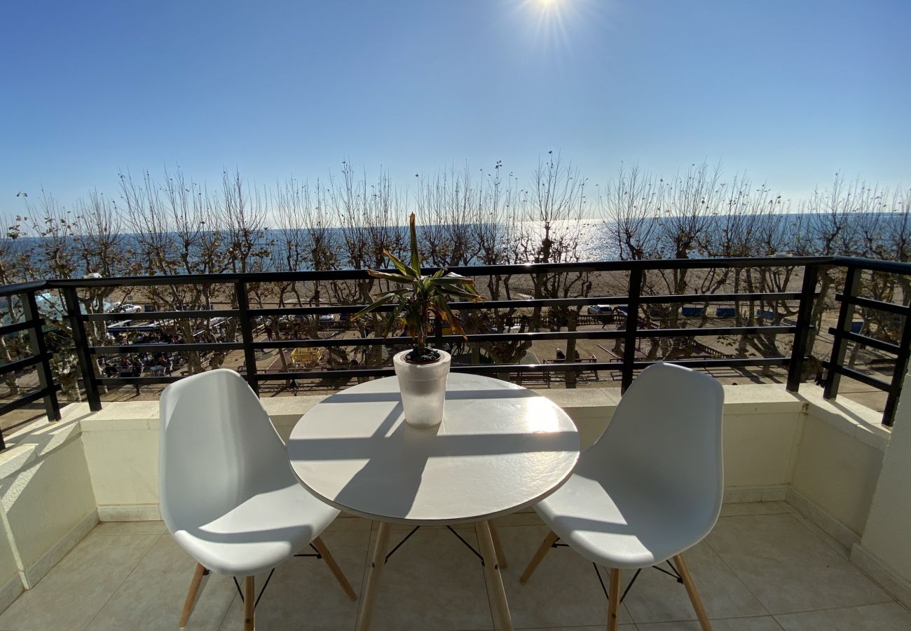 Апартаменты на Calella - Vivalidays Yolanda - Calella - Temporal Апартаменты на Calella - Vivalidays Yolanda - Calella - Temporal