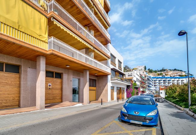 Апартаменты на Blanes - Vivalidays Es Blau - Blanes - Temporal Апартаменты на Blanes - Vivalidays Es Blau - Blanes - Temporal