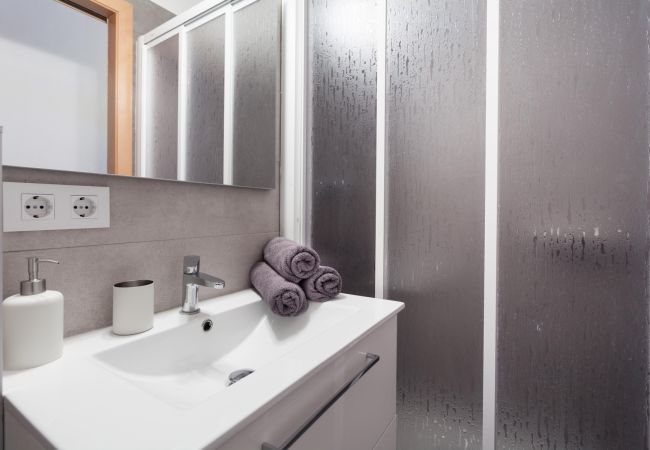 Апартаменты на Blanes - Vivalidays Joan - Blanes - Temporal Апартаменты на Blanes - Vivalidays Joan - Blanes - Temporal