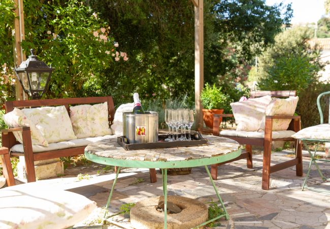 Вилла на Santa Susana / Santa Susanna - Vivalidays Can Rabassa - Sta Susanna - Temporal  Вилла на Santa Susana / Santa Susanna - Vivalidays Can Rabassa - Sta Susanna - Temporal