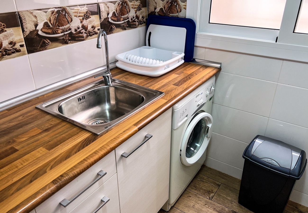 Апартаменты на Льорет дель Мар / Lloret de Mar - Vivalidays Kaylo - Fenals - Temporal Апартаменты на Льорет дель Мар / Lloret de Mar - Vivalidays Kaylo - Fenals - Temporal